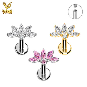 VIEN Gioielli ZPO-198 RS ASTM F136 Titanio Placcato <span class=keywords><strong>Argento</strong></span> Fiore Orecchini a Perno per <span class=keywords><strong>Piercing</strong></span> Cartilagine, Helix, <span class=keywords><strong>Trago</strong></span>, Labbro con Filettatura Interna - Product Image 1