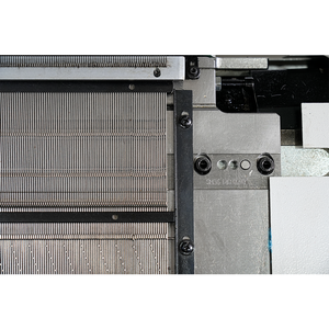 Machine à tricoter à empeigne pour chaussures Supporte le système de contrôle <span class=keywords><strong>Maihong</strong></span> Machine à tricoter supérieure à chaussures plates 3D informatisée - Product Image 4