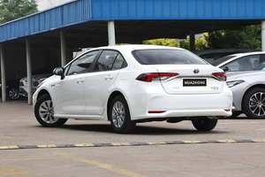 Voiture d'occasion TOYOTA Corolla 1.8T 98 chevaux L4 véhicule hybride essence essence d'occasion - Product Image 4