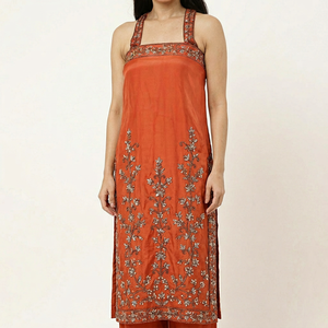 Vestido casual naranja sin mangas con tirantes, cuello cuadrado, estilo occidental, con lentejuelas y cuentas bordadas, para primavera. - Product Image 1