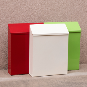 Buzón de Correo Moderno de Metal Negro, Impermeable, Montado en la Pared, con Cerradura, Capacidad de 10L, para Exteriores, Porche, Hogar, Oficina, Apartamento - Product Image 1