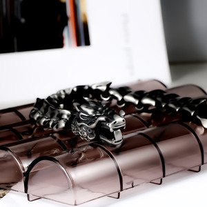 สร้อยข้อมือเหล็กไทเทเนียมดราก้อน 22 ซม. ผิวด้าน ของขวัญเครื่องประดับสำหรับผู้ชาย CE641 - Product Image 4