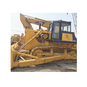 Excavadora sobre orugas Komatsu D85, producto usado de segunda mano, marca japonesa