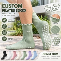 Benutzerdefinierte Logo-Grip-Socken Pilates Baumwolle Personalisierte Gestrickte Bestickte Maßgefertigte Workout Yoga Grip-Socken Rutschfest