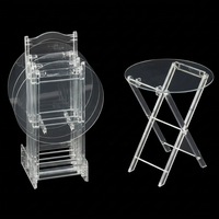 Table d'appoint pliante moderne de luxe en acrylique transparent, table basse en lucite peu encombrante avec plateau à motifs sculptés pour salon