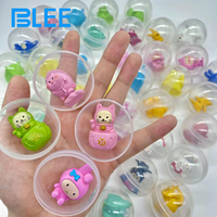 Vente en gros d'usine : Jouets surprise en capsule, mini 32/45/75mm, jouets en plastique bon marché pour distributeurs automatiques