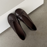 Chaussures plates de ballet en cuir de vachette souple, style nœud papillon, modèle 2026, très populaires, de créateur renommé, pour femmes