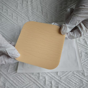 Pansements médicaux en mousse de polyuréthane Sofat non adhérente à haute absorption - Product Image 2