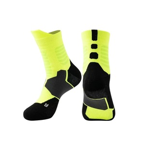 Surtido de colores Jacquard tejido respirar libremente hombres grueso tubo medio poliéster mujeres Jogging correr baloncesto juego Calcetines - Product Image 1