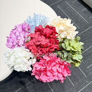 Fleur d'hortensia artificielle Mishu 10 cm en soie pour décoration de mariage et de maison - Product Image 2