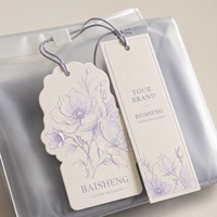 Étiquettes volantes personnalisées en gros avec logo floral en relief, en carton artistique, pour vêtements et marques de luxe