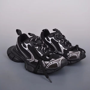 รองเท้ากีฬาลำลองผ้าตาข่ายแบบมีสายรัด ดีไซน์หรูหรา ไซส์ 3XL - รองเท้าเดินสบายสำหรับผู้ชาย ดีไซน์หรูหรา - Product Image 1