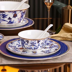Service de table 20 pièces de haute qualité, motif floral bleu oriental classique, en porcelaine fine, pour usage domestique, compatible micro-ondes et lave-vaisselle - Product Image 6