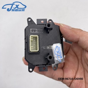 Commutateur <span class=keywords><strong>de</strong></span> commande combinée audio multifonction pour <span class=keywords><strong>volant</strong></span> <span class=keywords><strong>de</strong></span> voiture OEM 96710-O6990 96720-O6990 - Product Image 4