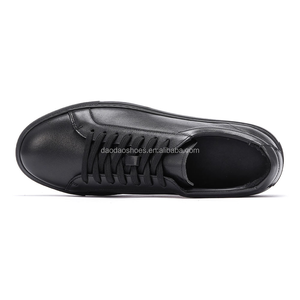 Chaussures décontractées sportives de luxe personnalisables, en cuir véritable, antidérapantes, respirantes, à lacets, confortables, tendance - Product Image 3