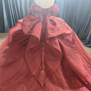 Vestidos de Quinceañera de Organza Rojo Brillante con Apliques, Escote Corazón Natural, Cola de Capilla, Largo hasta el Suelo, Vestido de Fiesta Formal - Product Image 5