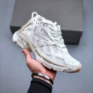 Baskets de sport montantes de luxe pour hommes, à lacets, avec amorti en caoutchouc, rehaussantes, pour la course et la marche, style décontracté et de créateur - Product Image 1