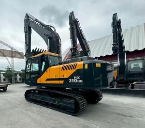 Excavatrice sur chenilles de taille moyenne HX210L, excavatrice hydraulique de 21 tonnes pour la construction routière et la remise en état des terres agricoles - Product Image 1