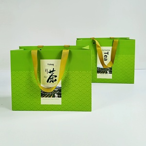 Bolsas de Mano Premium: Recubiertas, de Papel Kraft, Especiales, No Tejidas y de Terciopelo - Product Image 1
