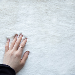 China Sale High Quality Indoor Fluffy Plush Super Soft Faux Rabbit Fur House Floor Carpet <strong>Rugs</strong> for Sale - Product Image 6