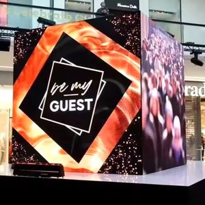 Pantalla LED para exteriores P5 IP65 resistente al agua 6000cd/alto brillo 3840Hz pantalla de vídeo HD legible con luz solar para uso comercial - Product Image 6