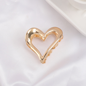 กิ๊บติดผมรูปหัวใจโลหะโปร่ง ZOYU สไตล์เกาหลี แฟชั่นกิ๊บรูปหัวใจแบบฉลาม สำหรับผู้หญิง - Product Image 5