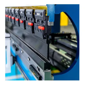 Nhanh chóng đúc sắt CNC Báo Chí phanh <span class=keywords><strong>Punch</strong></span> kẹp dụng cụ chết máy uốn Độ chính xác cao - Product Image 1