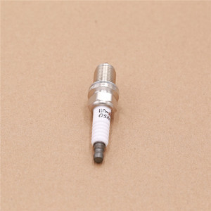 Автоматическая Свеча зажигания серии OE #90919-01164 Свеча зажигания двигателя автомобиля совместимая с To-yo-ta Yaris Corolla - Product Image 3