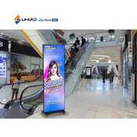 Écran d'affichage LED portable pliable P1.86 pour intérieur, écran d'affichage publicitaire debout pour magasin de détail, écran d'affichage pliable