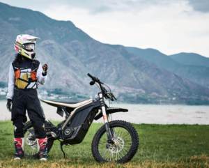 Motocicleta Eléctrica Todoterreno LYNX de 72V 40Ah con Motor sin Escobillas, 10kW, 410Nm de Torque, 85km/h, 120km de Autonomía, Cuadro de Aluminio, para Adultos, de FW Warehouse - Product Image 2