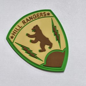 Zt-kustom Label silikon garmen penjualan laris Logo penekan panas Label Tpu 3D timbul tempel karet Pvc untuk pakaian penutup - Product Image 2