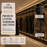 Dressing sur mesure contemporain avec cadre en aluminium, porte vitrée battante, hauteur pleine du sol au plafond, sur mesure pour villa