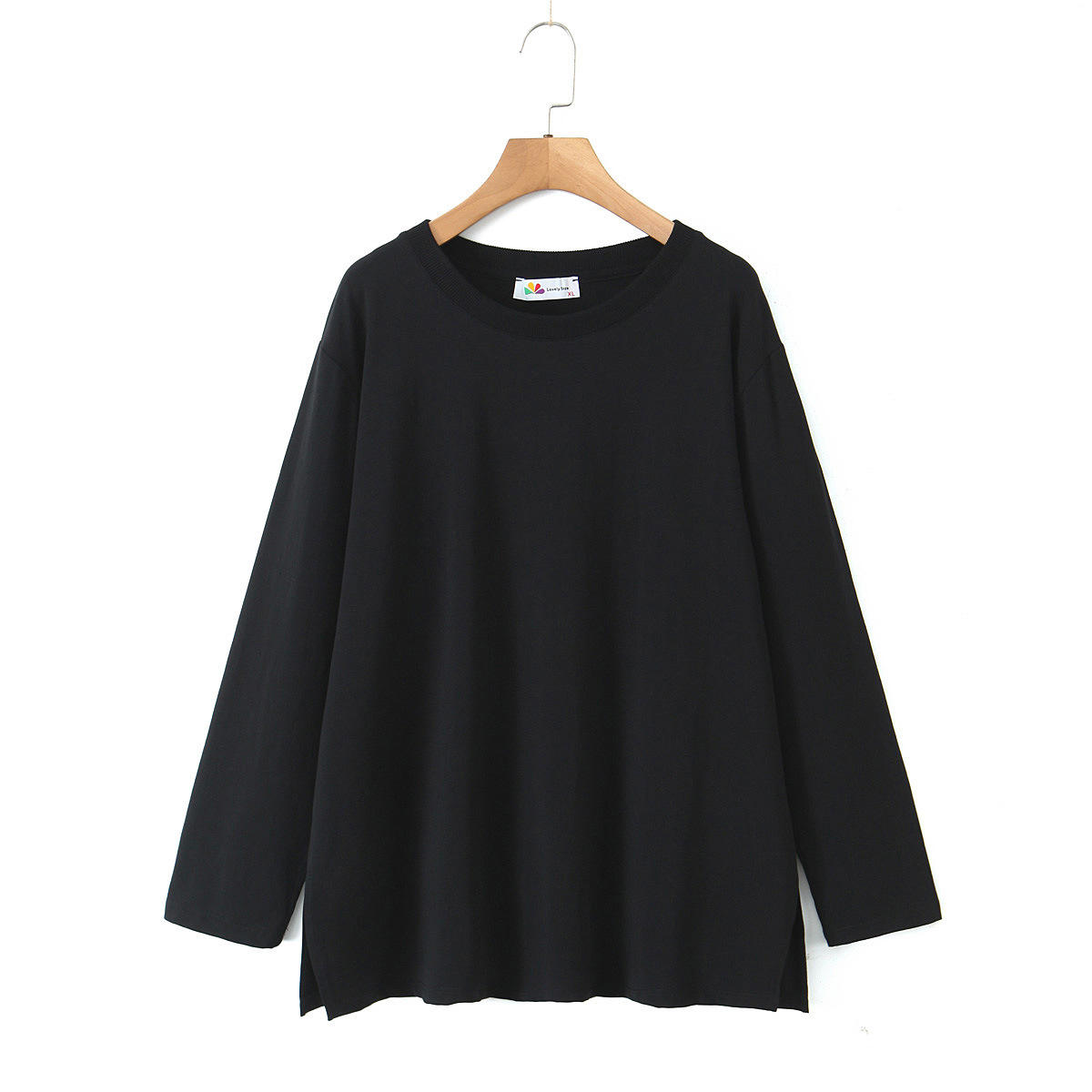 เสื้อยืดสีดำ