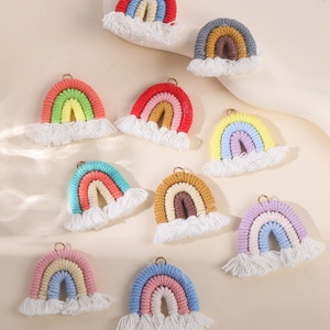 Pingente de Luxo para Bolsa Feminina, Brinco, Colar e Chaveiro, com Borla Arco-Íris Boho em Tecido de Crochê, para Fabricação de Joias - Product Image 4