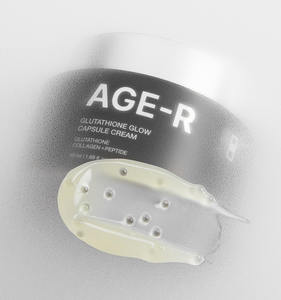 Crème éclaircissante Glutathione Glow Capsule avec texture capsule unique, atténue les taches brunes, unifie le teint, hydratation intense - Product Image 4