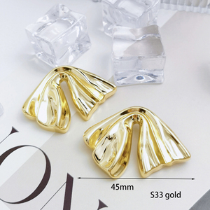 S33-<span class=keywords><strong>34</strong></span> không thường xuyên trang trí lớn Shank nút kết cấu sáng bóng Thạch vuông may nút cho áo - Product Image 3