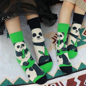 Chaussettes pour enfants sur mesure OEM Chaussettes de haute qualité avec dessins animés amusants Chaussettes mignonnes de printemps et d'automne pour enfants - Product Image 4