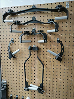 Lot de 3 accessoires de fitness pour la gym : Poignée de barre en acier avec revêtement magnétique, Poignée de barre pour lat pulldown avec poignées, Fixation de barre de musculation pour câble