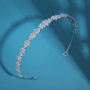 Serre-tête Minimaliste en Zircon Cubique, Bandeau Fin et Délicat en Cristal, Élégant Serre-tête Floral pour Mariée, Coiffe de Demoiselle d'honneur, Cadeau - Product Image 4
