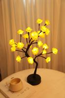 Venta al por mayor LED Rose lámpara de mesa 24led flor romántica luz de noche Navidad IP44 boda dormitorio decoración interior bonsái árbol