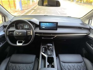 Voitures d'<span class=keywords><strong>occasion</strong></span> Wuling Jiachen MPV 2022 2023 Conduite à gauche <span class=keywords><strong>Automatique</strong></span> Traction avant <span class=keywords><strong>7</strong></span> <span class=keywords><strong>places</strong></span> 1.5T Faible kilométrage Sans accident Fiable Prêt à l'exportation - Product Image 6