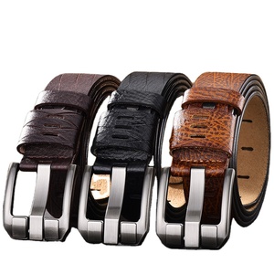 Cinturón de Cuero Vacuno con Hebilla de Aleación y Patrón Floral Retro para <span class=keywords><strong>Hombre</strong></span>, Suministro Directo de <span class=keywords><strong>AliExpress</strong></span>, 3.8 cm de Ancho, Longitud Ajustable - Product Image 1