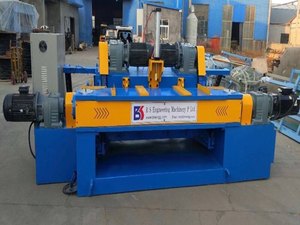Machine à décortiquer le bois rotative automatique sans broche pour la production de placages de bois à grande vitesse, équipement industriel de traitement du bois - Product Image 2