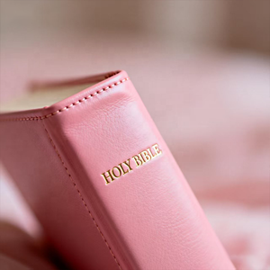 Service d'impression de Bibles personnalisées à couverture rigide avec couverture en cuir pour l'auto-édition – Usine d'impression offset professionnelle - Product Image 4