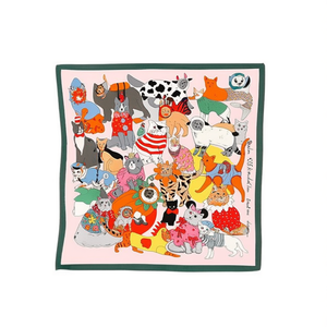 Sciarpa stampata Fulares Pet Party 70x70 cm, design a cartoni animati, accessorio di moda per donna - Product Image 1