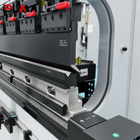 Presse plieuse industrielle CNC DA53T 80T/2500 pour le traitement de métaux de haute précision