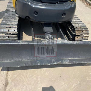 Miniexcavadora Komatsu PC35MR de 3.5 Toneladas, Tipo Oruga, Equipo Usado para Construcción y Jardinería, Buen Estado y Pocas Horas de Uso - Product Image 4