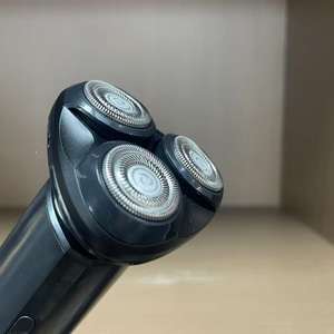 Rasoir Roarty <span class=keywords><strong>M1135</strong></span> rechargeable 3 têtes étanche IPX6 Wet & Dry Type-C Design de charge (5V-1A)-1M Câble de charge dans Dicator - Product Image 6