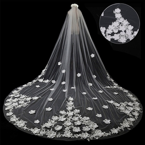 Voile de Mariée de Luxe en Dentelle avec Longue Traîne et Fleurs Brodées pour Cérémonies de Mariage Prix d'Usine - Product Image 4