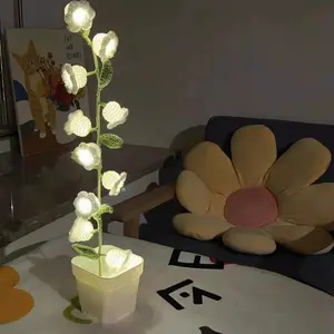 Online grossisti a buon mercato decorazione per la casa fatta a mano conservata all'uncinetto fiore con lampada luminescenza campana orchidea In cupola di vetro